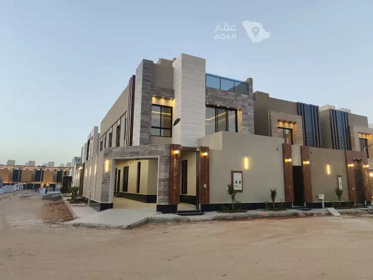 فيلا للبيع في شارع أبي الكرم العكبري, حي المونسية, مدينة الرياض, منطقة الرياض