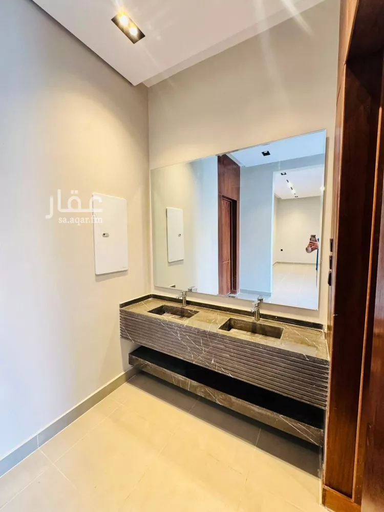 Floor for Sale in Riyadh Al Yarmouk صورة 3