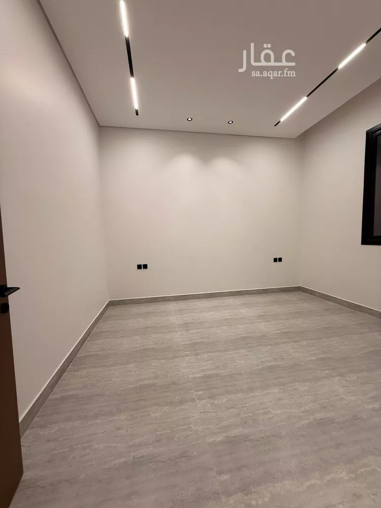 دور للبيع في شارع أمين الريحاني, حي المعيزيلة, مدينة الرياض, منطقة الرياض 15