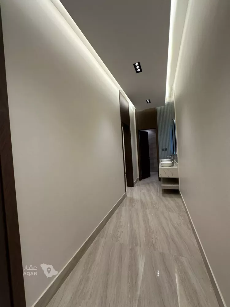 فيلا للبيع في شارع أبي الكرم العكبري, حي المونسية, مدينة الرياض, منطقة الرياض 14