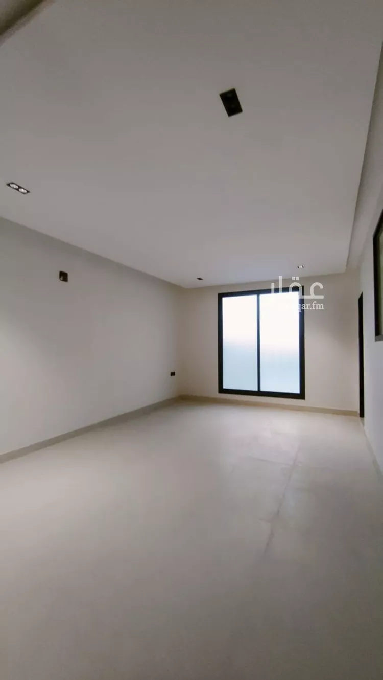 فيلا للبيع في شارع ابن الصقر, حي الخليج, مدينة الرياض, منطقة الرياض صورة 3