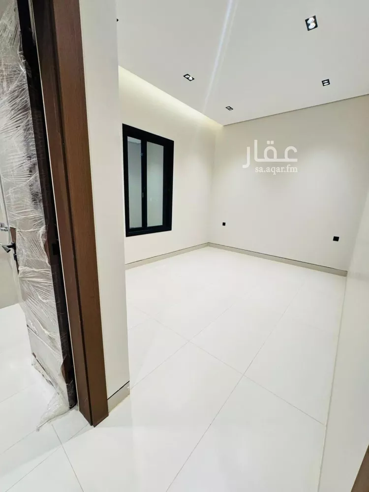 فيلا للبيع في شارع أحمد بن داود المالكي, حي المعيزيلة, مدينة الرياض, منطقة الرياض 10