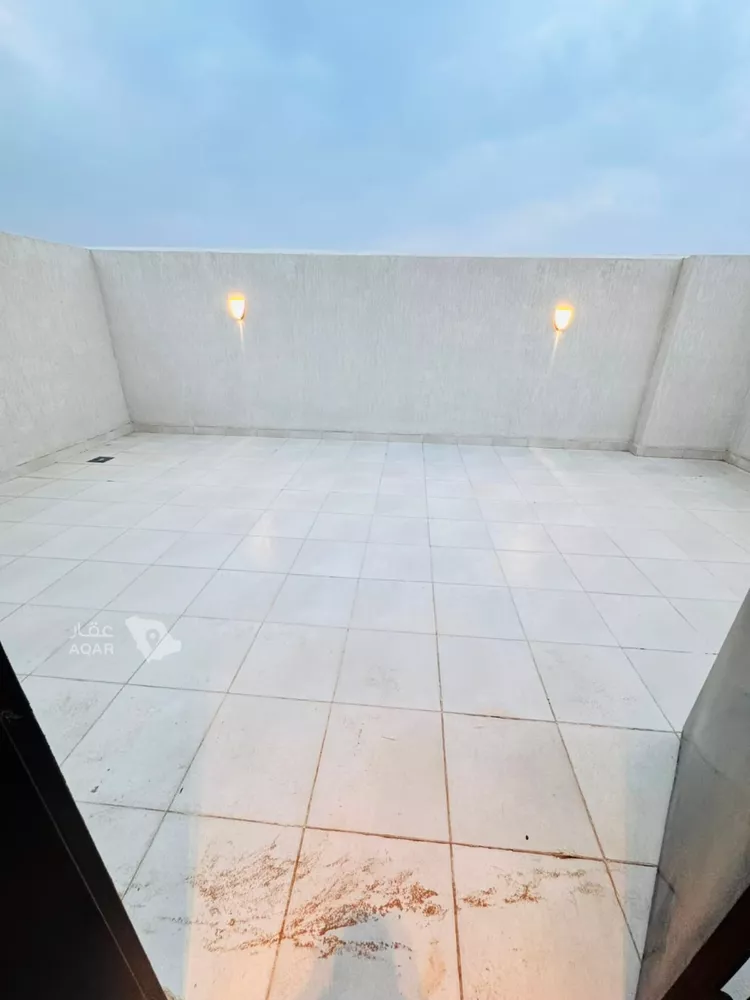 فيلا للبيع في شارع أسعد المدني, حي المعيزيلة, مدينة الرياض, منطقة الرياض 10