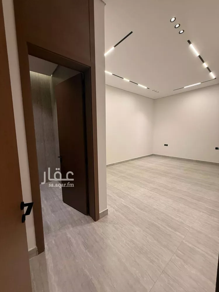 دور للبيع في شارع أمين الريحاني, حي المعيزيلة, مدينة الرياض, منطقة الرياض 10