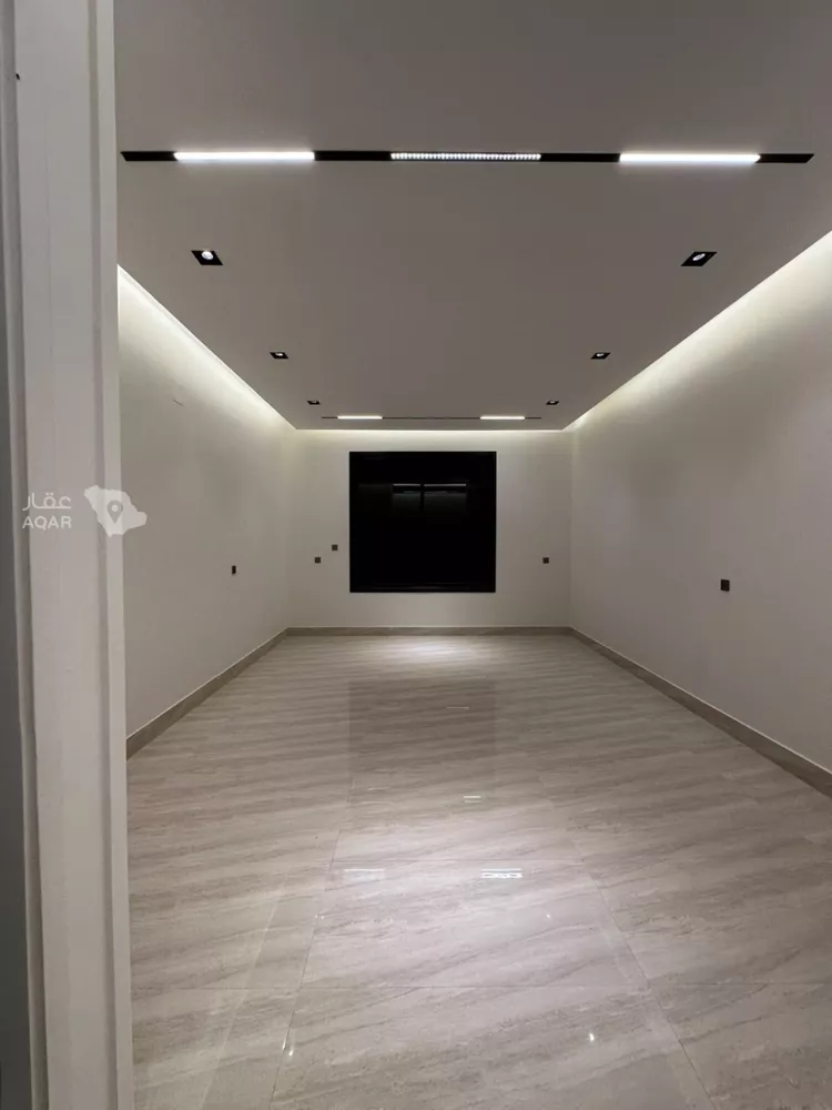 Villa for Sale in Riyadh Al Arid 9