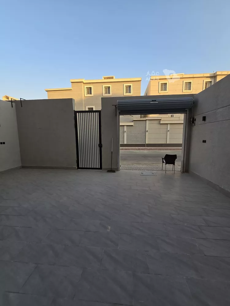 فيلا للبيع في شارع رقم 325, حي المونسية, مدينة الرياض, منطقة الرياض 11