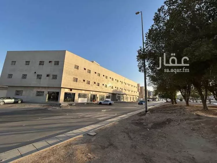 عمارة للإيجار في شارع عامر النميري, حي أم الحمام الغربي, مدينة الرياض, منطقة الرياض صورة 4