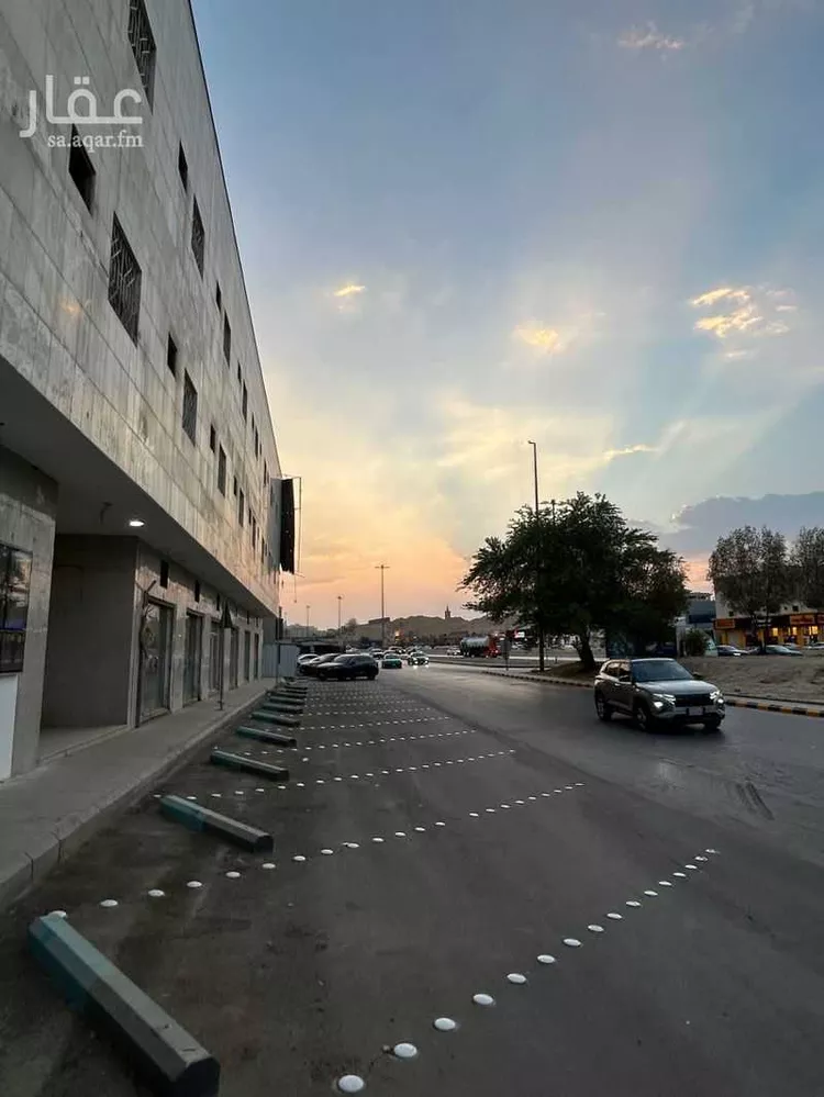 محل للإيجار في شارع عامر النميري, حي أم الحمام الغربي, مدينة الرياض, منطقة الرياض صورة 3