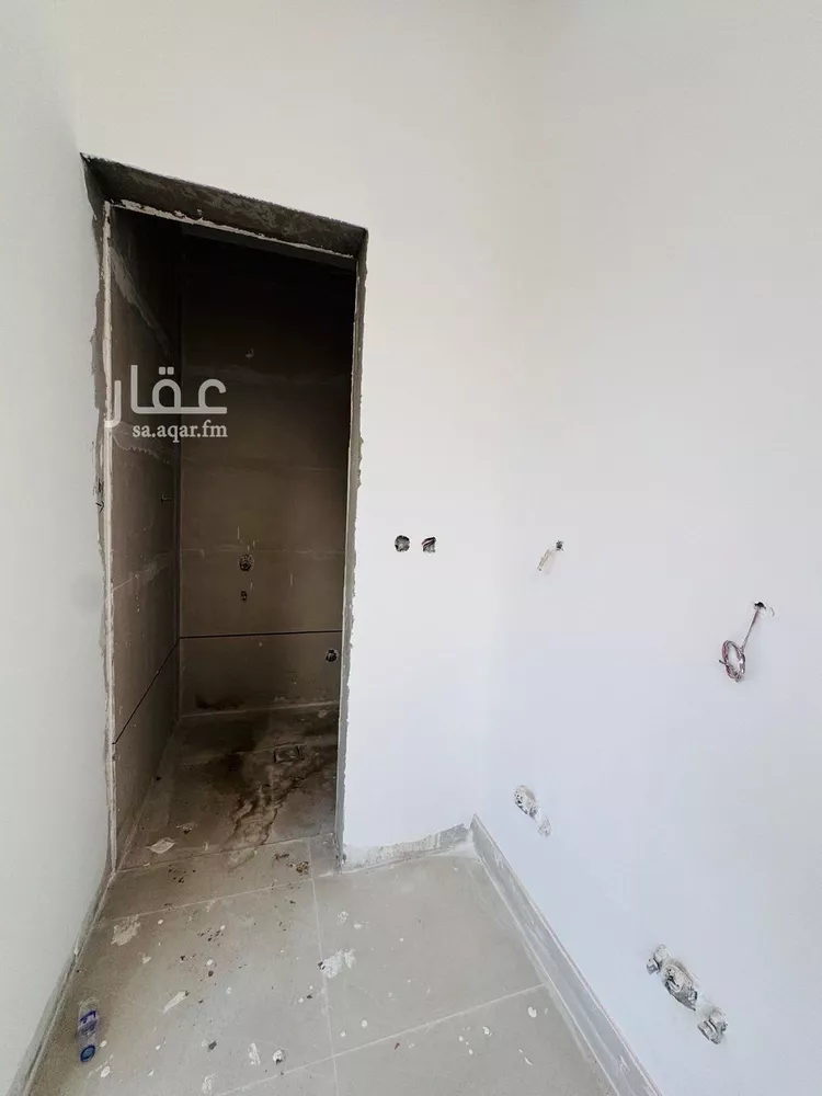 دور للبيع في شارع سكاكا, حي اليرموك, مدينة الرياض, منطقة الرياض صورة 4