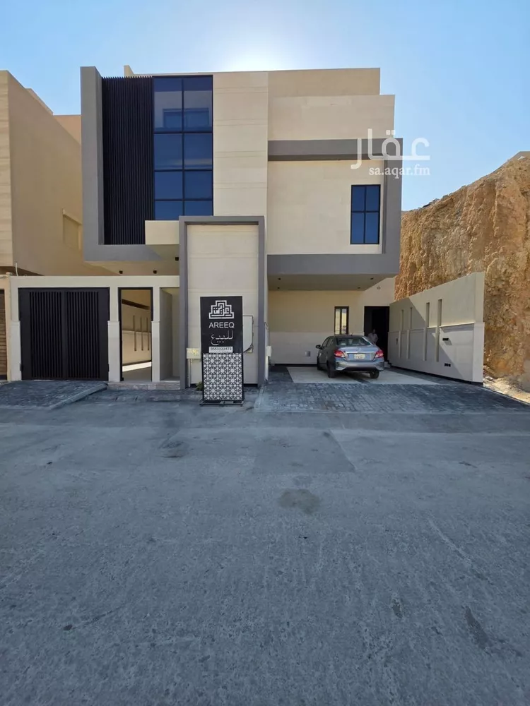 دور للبيع في شارع رقم 302, حي النرجس, مدينة الرياض, منطقة الرياض