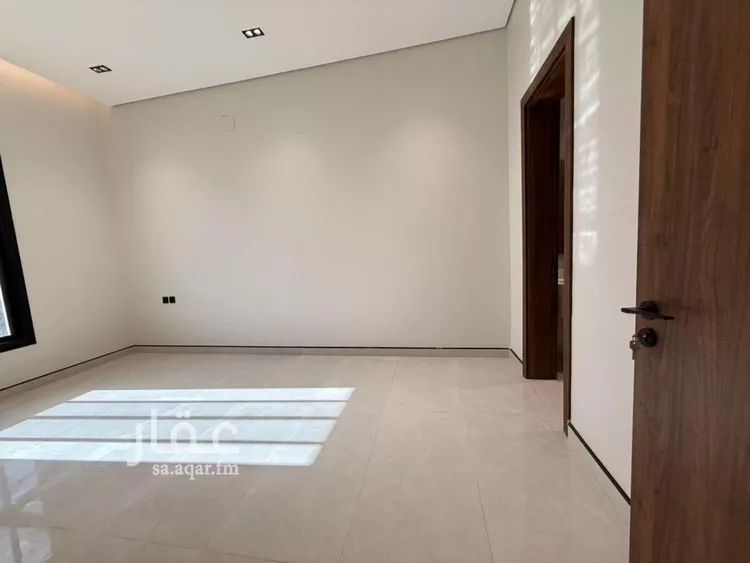 فيلا للبيع في شارع معقل بن عامر, حي الرمال, مدينة الرياض, منطقة الرياض صورة 3