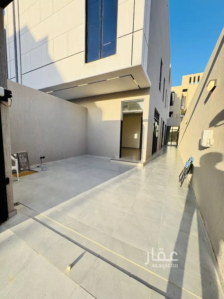 دور للبيع في شارع عبدالقدوس الانصاري, حي الرمال, مدينة الرياض, منطقة الرياض صورة 4