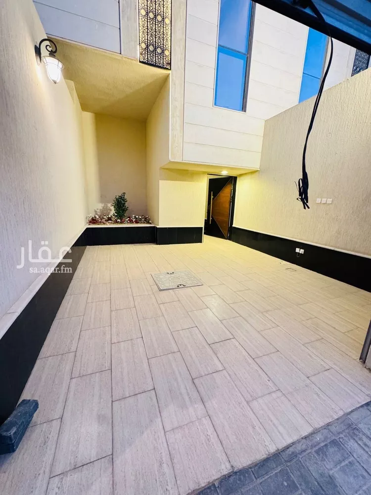 دور للبيع في شارع على بن عبدالكافي, حي الرمال, مدينة الرياض, منطقة الرياض صورة 3