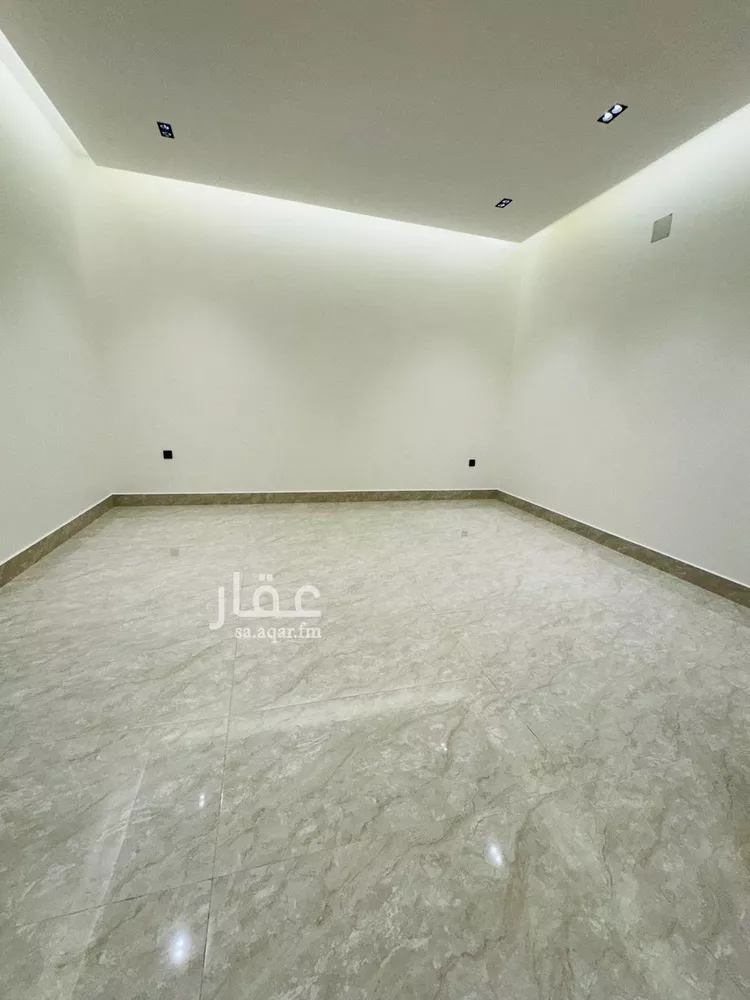 فيلا للبيع في شارع يمان الرصافي, حي الرمال, مدينة الرياض, منطقة الرياض صورة 4