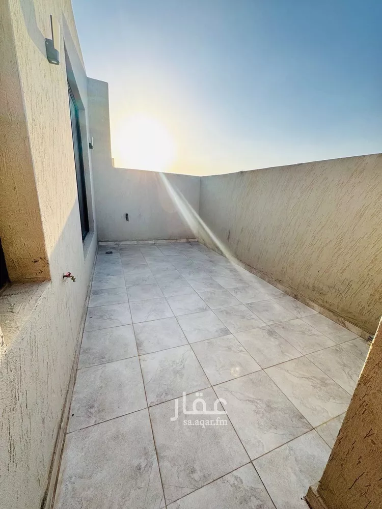 دور للبيع في شارع رقم 385, حي المونسية, مدينة الرياض, منطقة الرياض 17