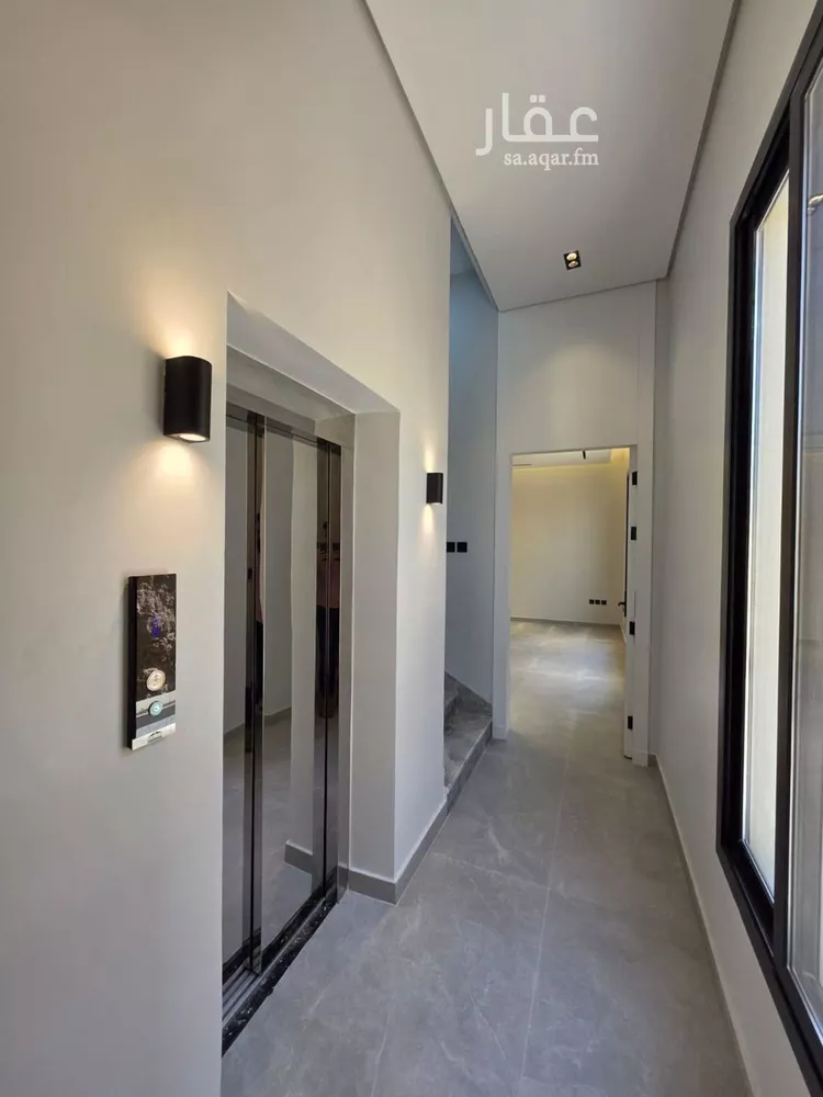 دور للبيع في شارع رقم 302, حي النرجس, مدينة الرياض, منطقة الرياض صورة 2