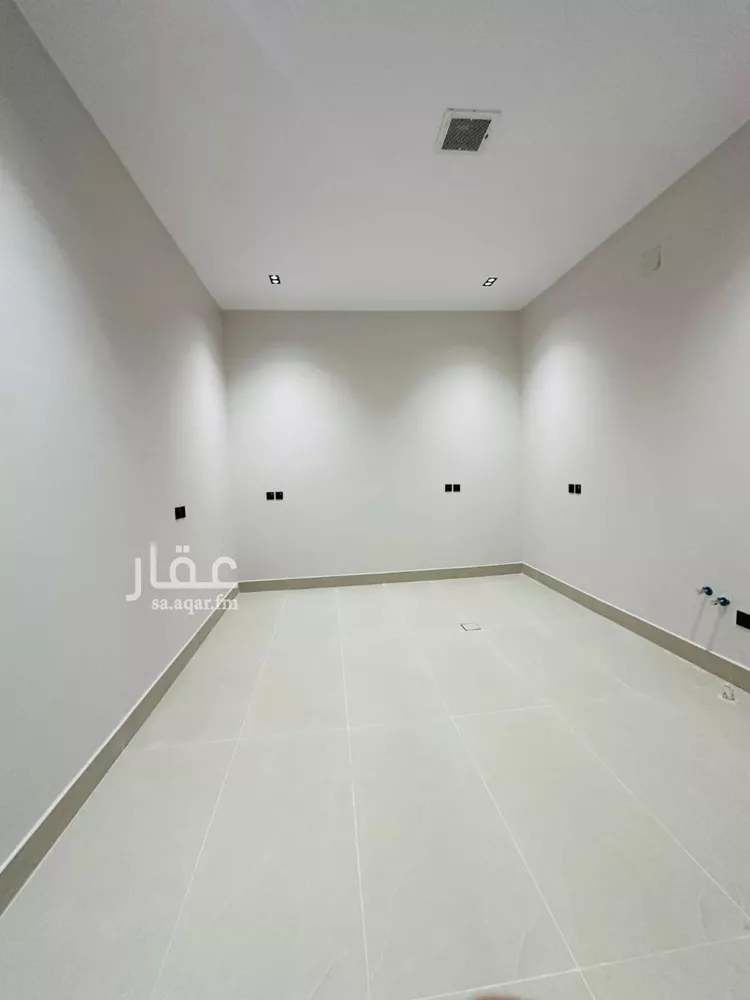 دور للبيع في شارع ابن دقيقة, حي الأندلس, مدينة الرياض, منطقة الرياض صورة 2