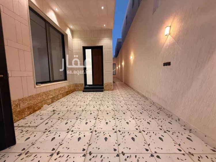 دور للبيع في شارع قابوس, حي المعيزيلة, مدينة الرياض, منطقة الرياض صورة 2