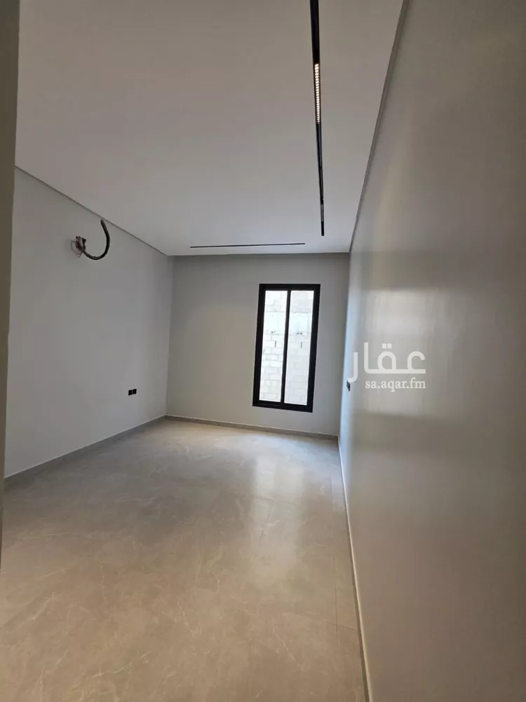 دور للبيع في شارع رقم 302, حي النرجس, مدينة الرياض, منطقة الرياض صورة 3