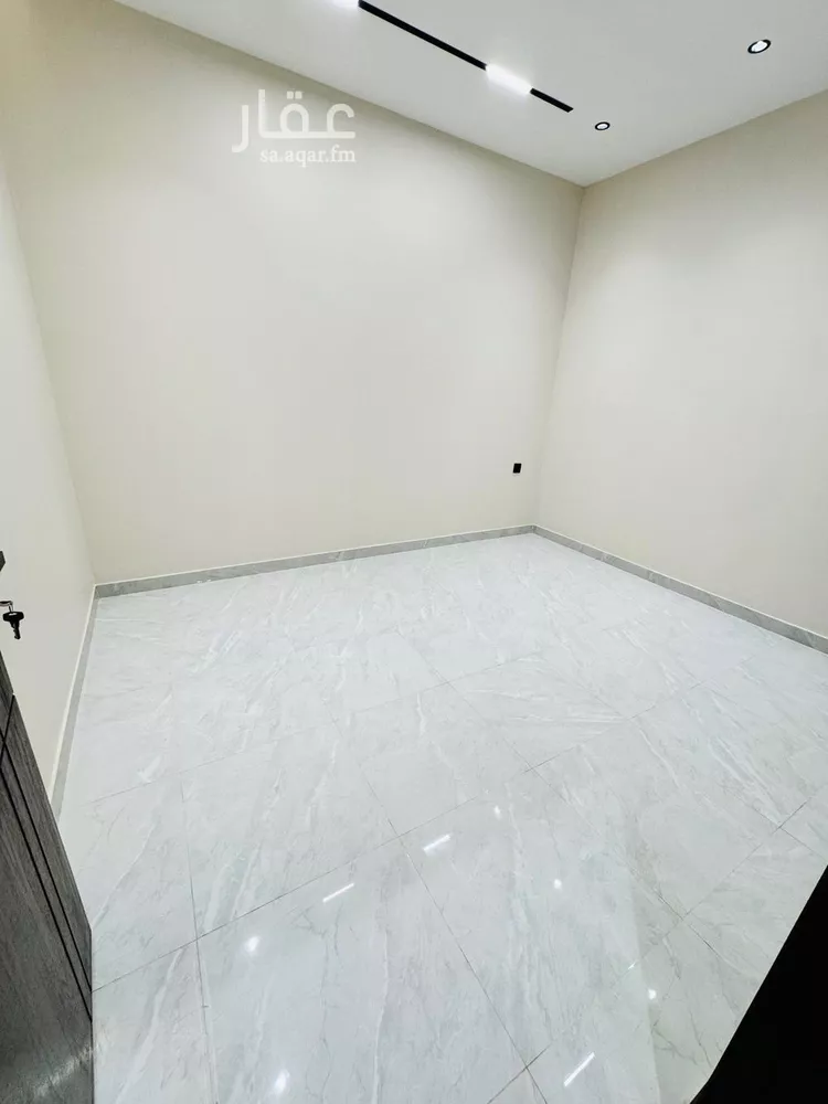 دور للبيع في شارع رقم 385, حي المونسية, مدينة الرياض, منطقة الرياض 14