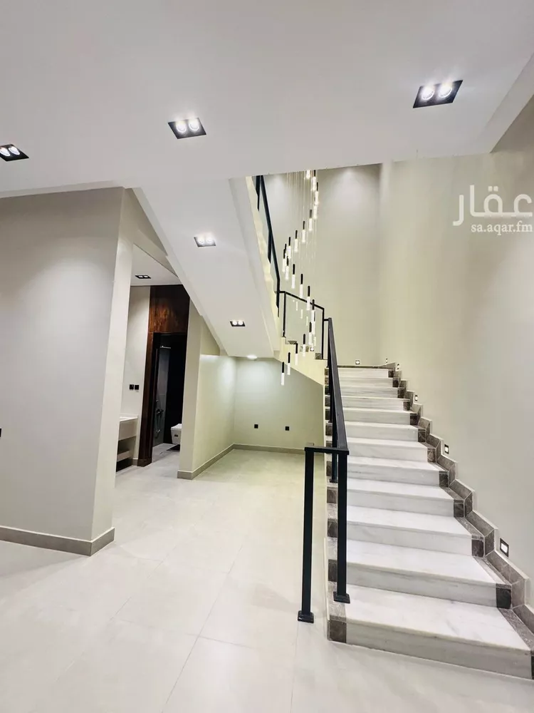 فيلا للبيع في شارع رقم 325, حي المونسية, مدينة الرياض, منطقة الرياض صورة 4