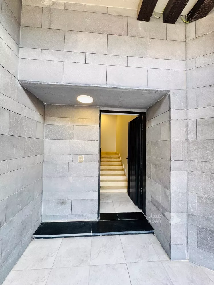 Floor for Sale in Riyadh Al Munsiyah صورة 3