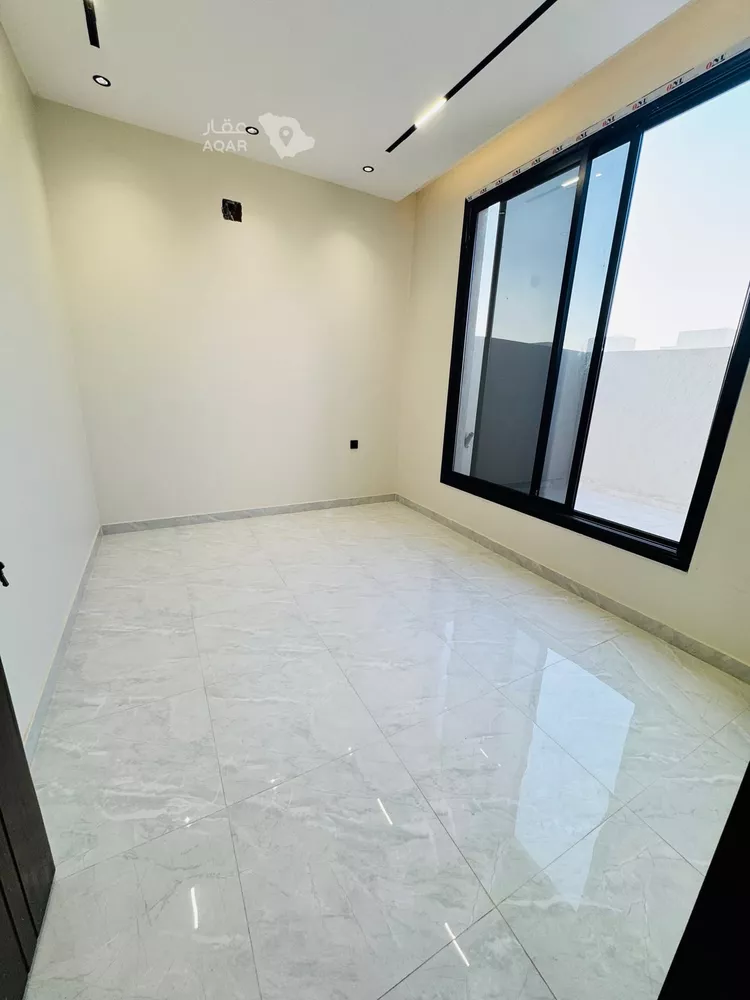 Floor for Sale in Riyadh Al Munsiyah 16
