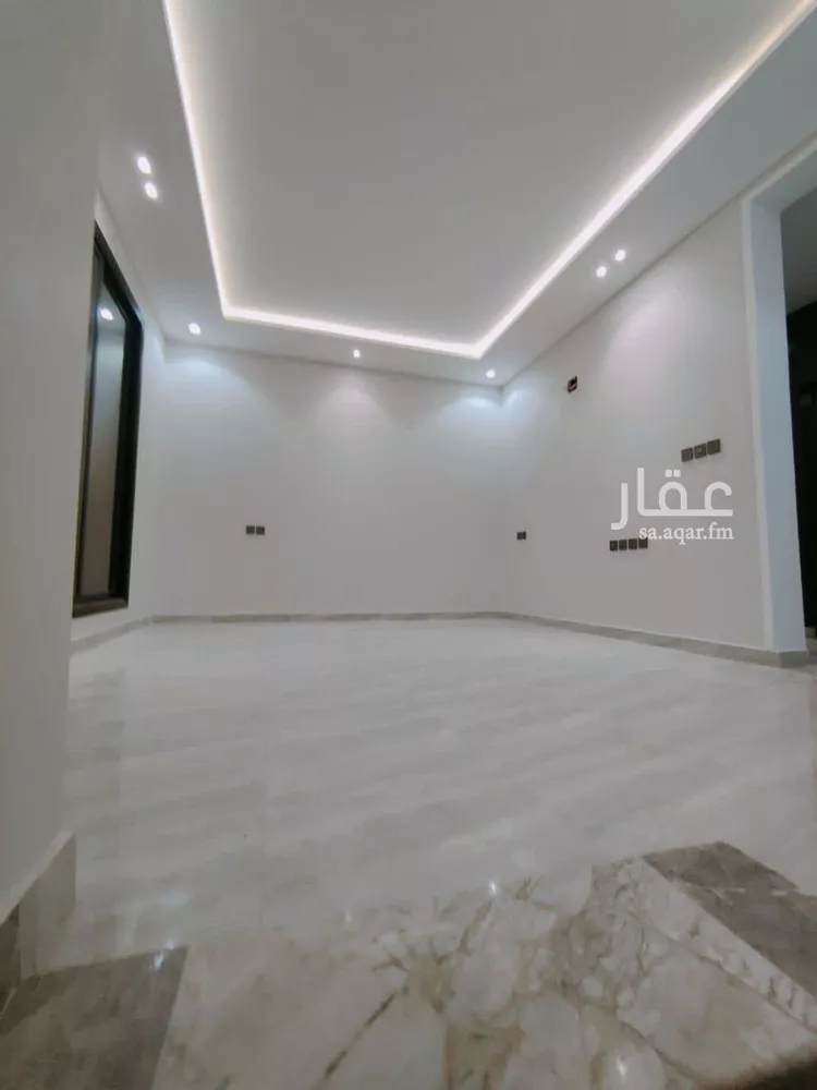 فيلا للبيع في شارع عبدالقدوس الانصاري, حي الرمال, مدينة الرياض, منطقة الرياض صورة 3