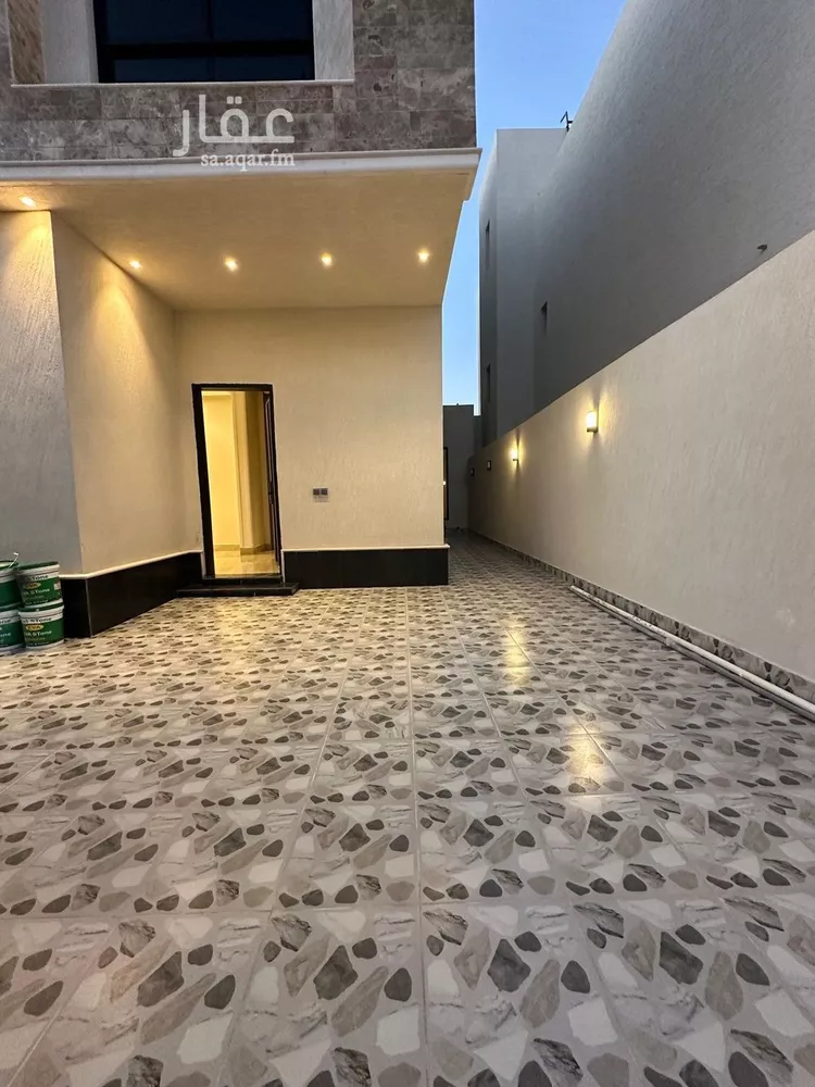 فيلا للبيع في شارع عبدالقدوس الانصاري, حي الرمال, مدينة الرياض, منطقة الرياض صورة 2