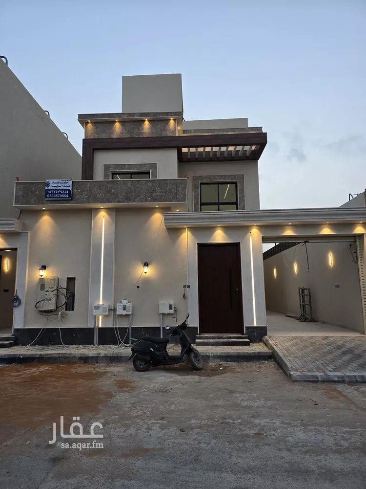 دور للبيع في شارع جبل المشايخ, حي القادسية, مدينة الرياض, منطقة الرياض صورة 2