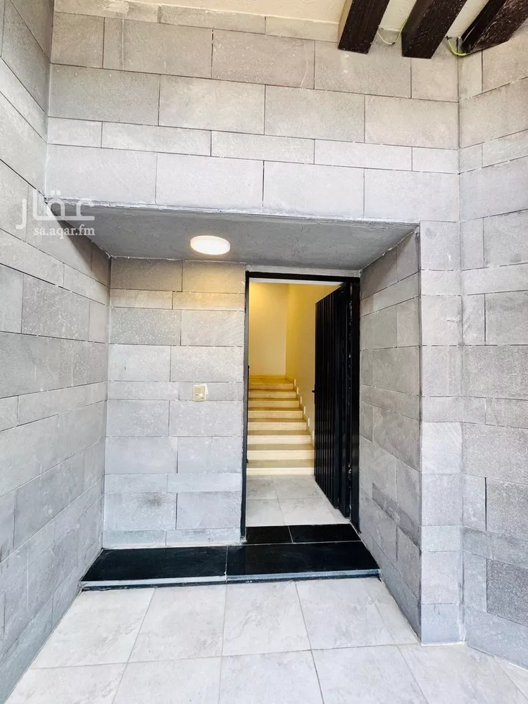 دور للبيع في شارع رقم 465, حي المونسية, مدينة الرياض, منطقة الرياض صورة 3