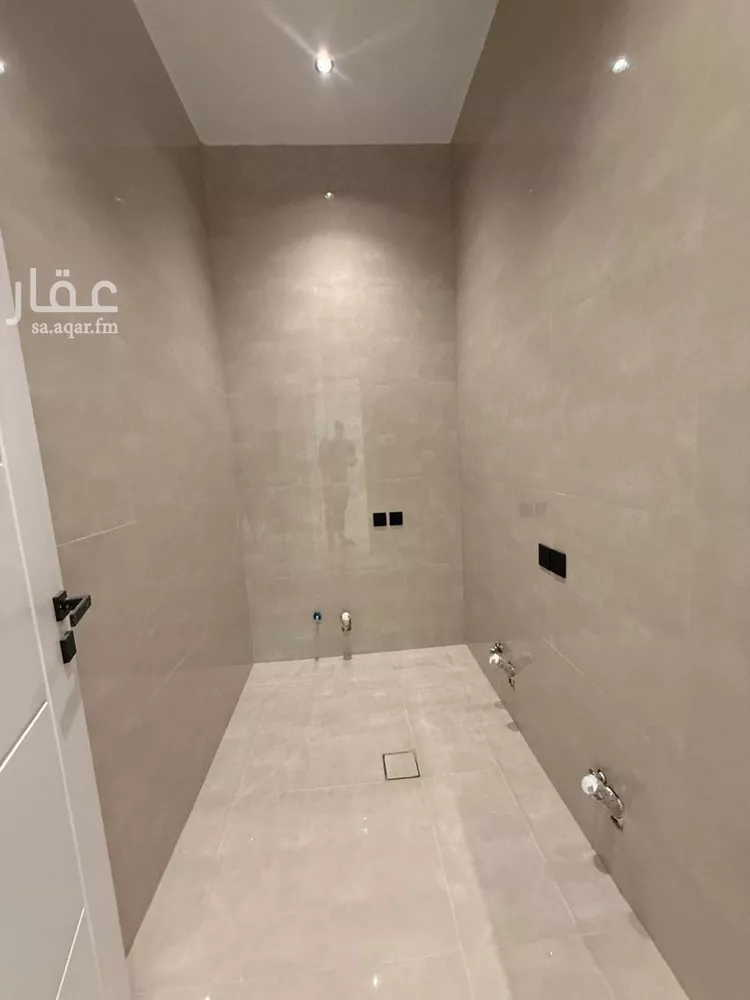 دور للبيع في شارع رقم 100, حي الجنادرية, مدينة الرياض, منطقة الرياض صورة 3