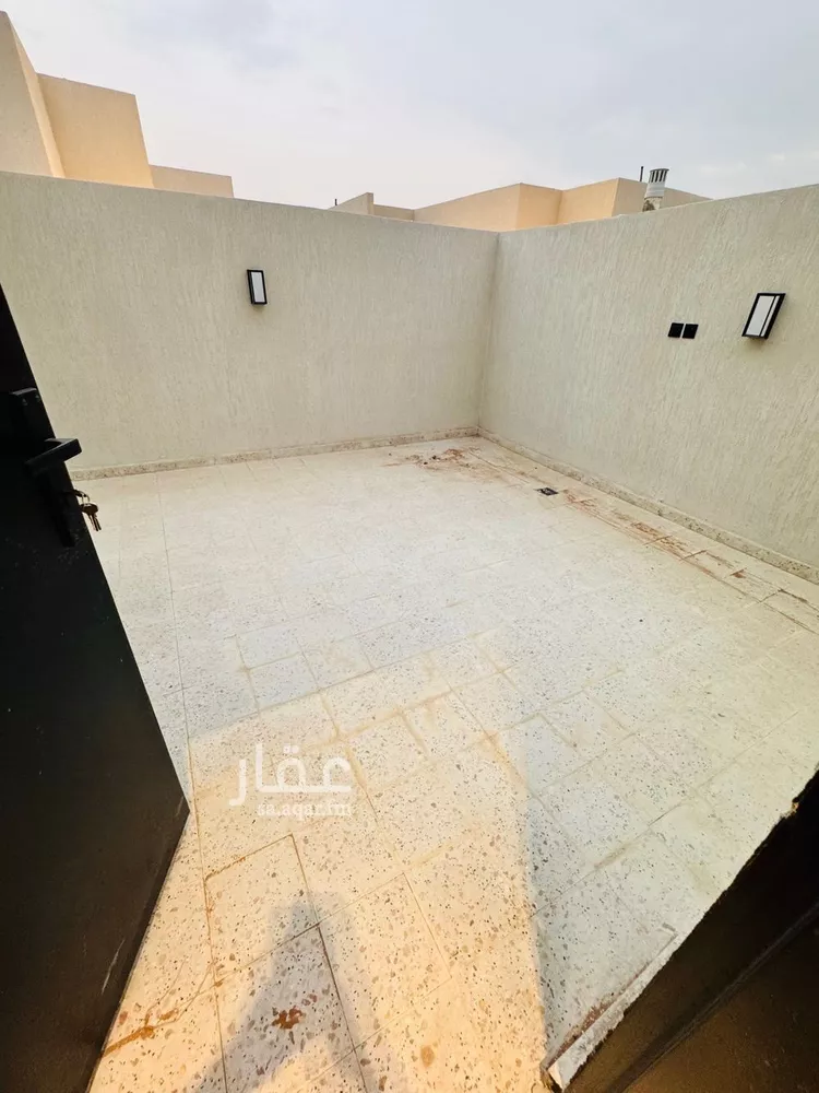 فيلا للبيع في شارع خليج تونس, حي المعيزيلة, مدينة الرياض, منطقة الرياض 18