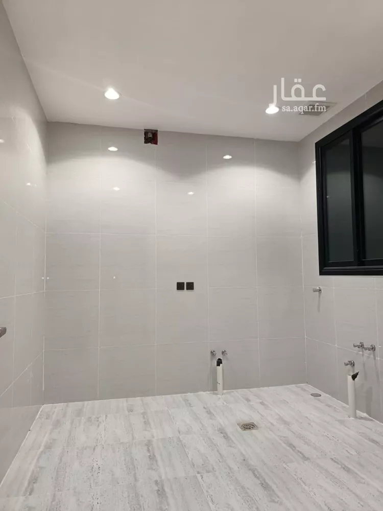 دور للبيع في شارع رقم 181, حي الجنادرية, مدينة الرياض, منطقة الرياض صورة 3