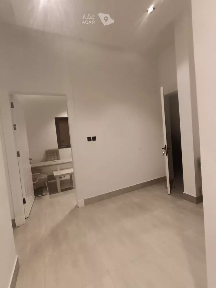 Apartment for Sale in Riyadh Al Yarmouk 6
