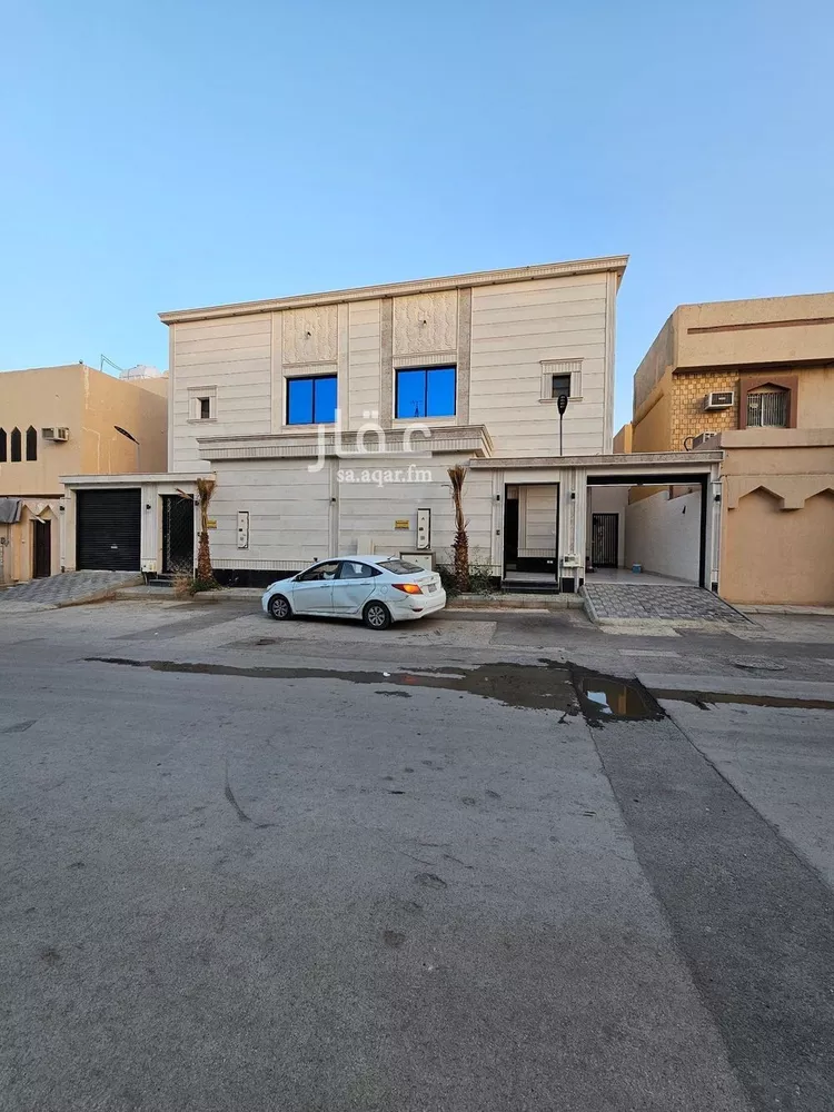 Villa for Sale in Riyadh Al Uraija Al Gharbiyah