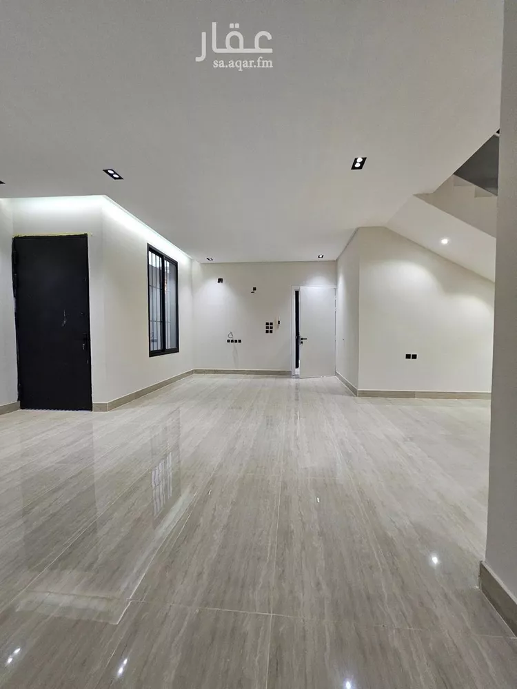 فيلا للبيع في شارع الحضرة, حي طويق, مدينة الرياض, منطقة الرياض صورة 4