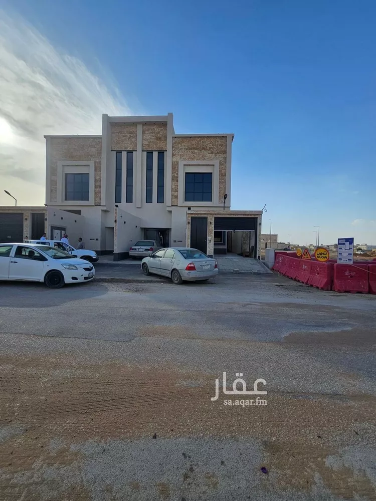 دور للبيع في شارع سعيد بن عامر حذيم, حي نوارة, مدينة المزاحميه, منطقة الرياض