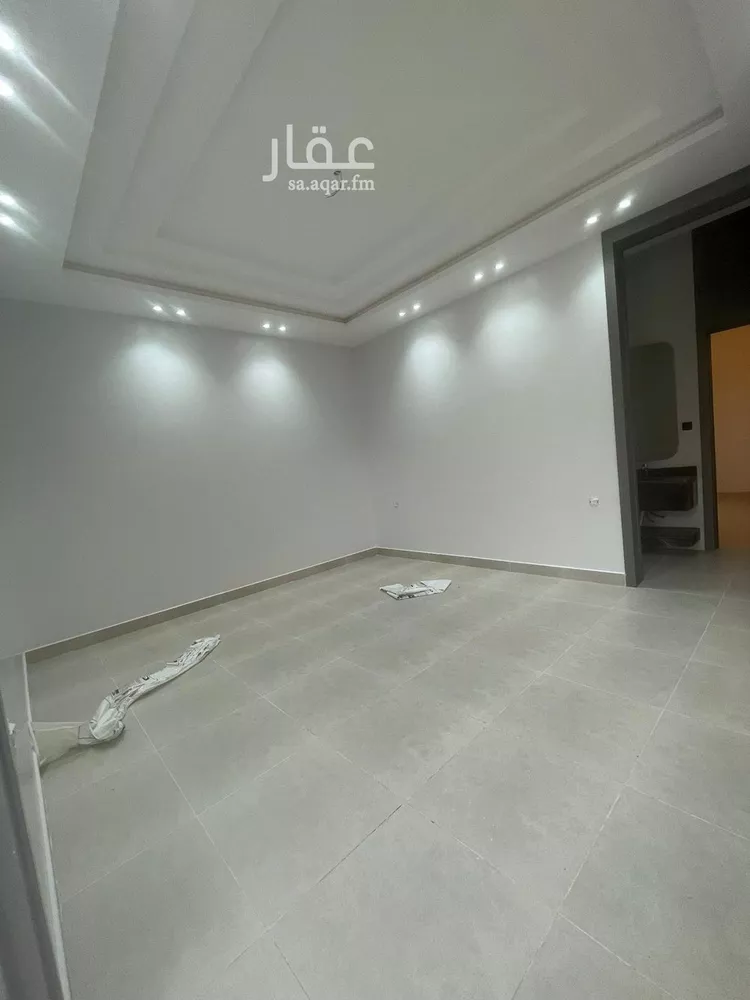 Floor for Sale in Riyadh Tuwaiq صورة 3