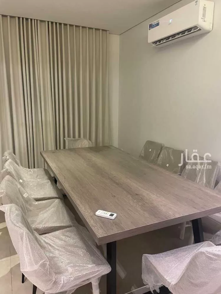 فيلا للإيجار في شارع روح بن عبادة ، حي مطار الملك خالد الدولي ، الرياض ، منطقة الرياض صورة 4