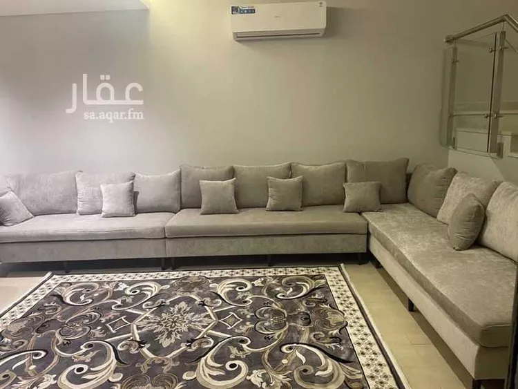فيلا للإيجار في شارع روح بن عبادة ، حي مطار الملك خالد الدولي ، الرياض ، منطقة الرياض صورة 3
