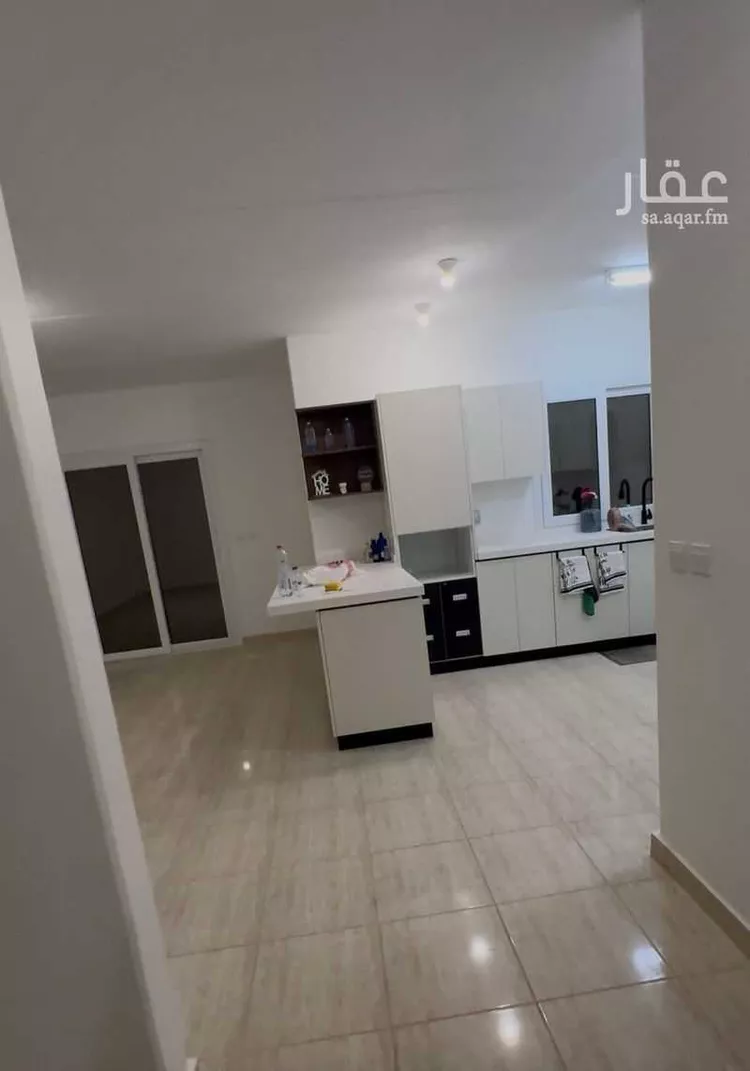 فيلا للإيجار في شارع عطاء بن أبي رباح ، حي مطار الملك خالد الدولي ، الرياض ، منطقة الرياض صورة 4