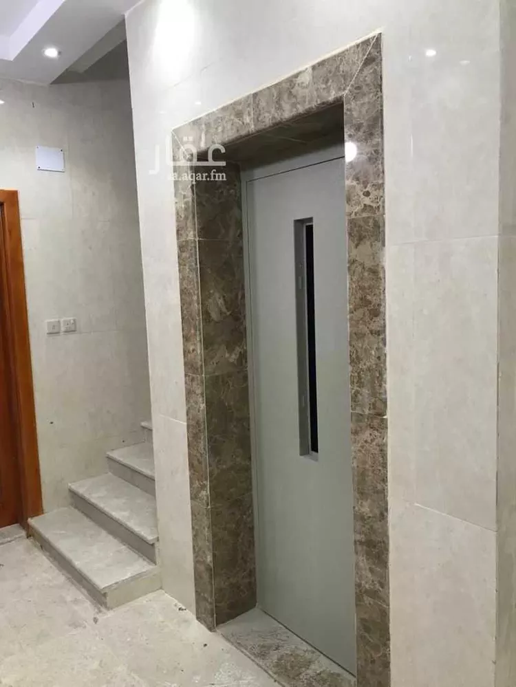 عمارة للبيع في شارع عبدالرحمن ابن مربع, حي الدفاع, مدينة المدينة المنورة, منطقة المدينة المنورة صورة 5