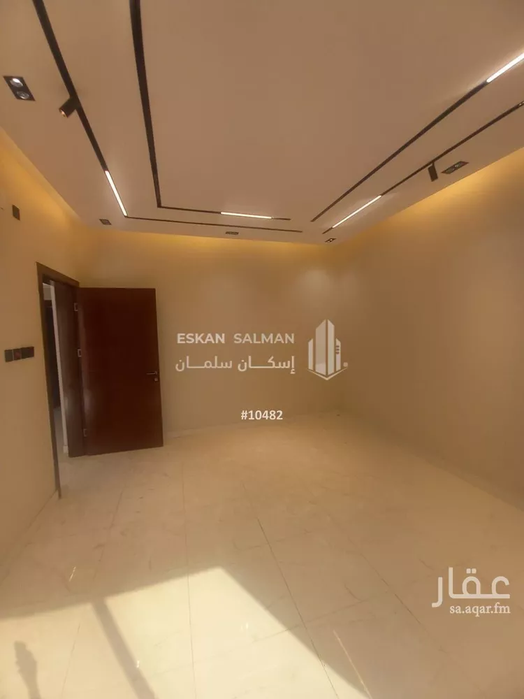 فيلا للبيع في شارع شارع وهب الجمحي, حي الإسكان, مدينة صامطه, منطقة جازان صورة 5