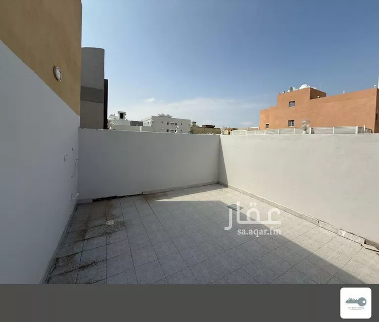 فيلا للإيجار في شارع ابن أبانة الأشبيلي, حي مريخ, مدينة جدة, منطقة مكة المكرمة صورة 3