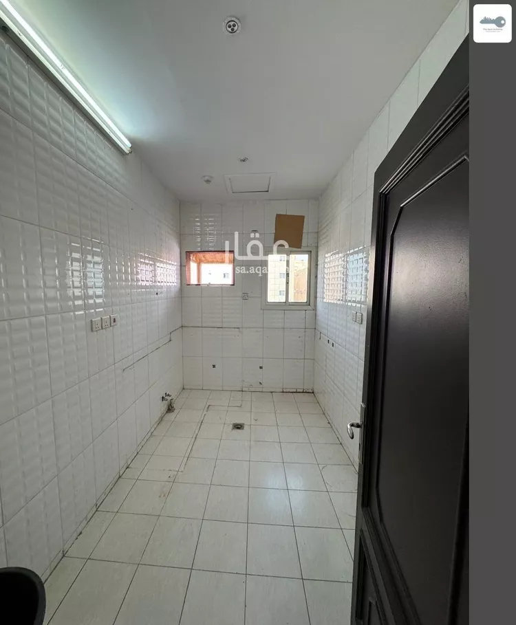 مكتب تجاري للإيجار في شارع عبد الرحمن الخزاعي, حي المروة, مدينة جدة, منطقة مكة المكرمة صورة 4