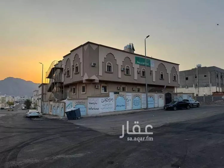 عمارة للإيجار في شارع معلي بن منصور, حي الرانوناء, مدينة المدينه المنوره, منطقة المدينة المنورة