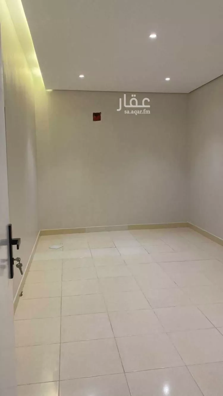 عمارة للبيع في شارع وادي الانيعم, حي اليمامة, مدينة الرياض, منطقة الرياض صورة 4