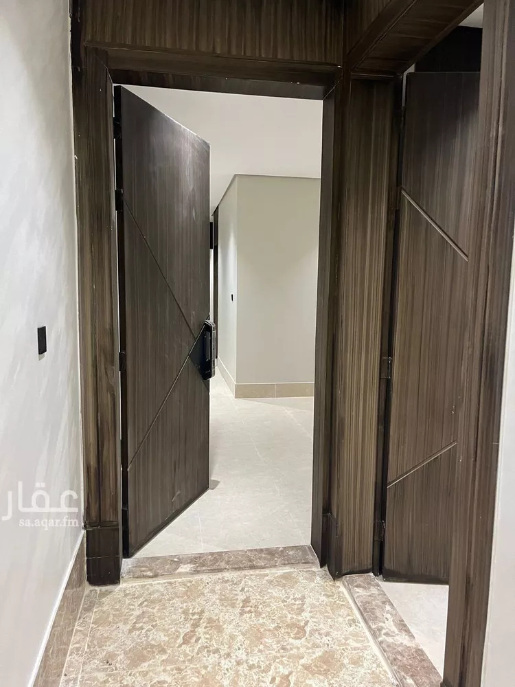 شقة للبيع في شارع مدائن صالح, حي الحمراء, مدينة الخبر, المنطقة الشرقية