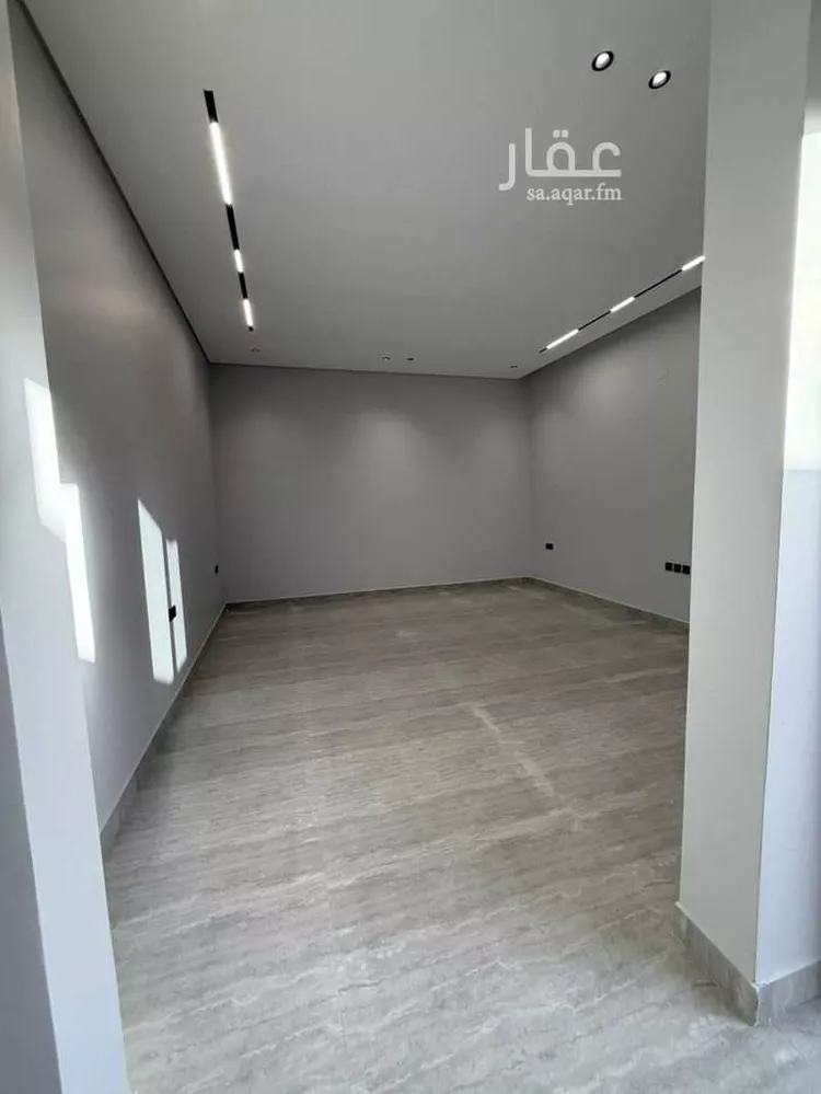 دور للبيع في شارع صهر الغمري, حي الخليج, مدينة الرياض, منطقة الرياض 11